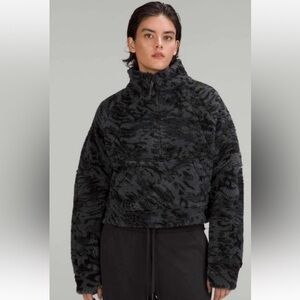 Lululemon Scuba Oversized Fleece Funnel Neck Jacquard  Camo Jacket  XS/S